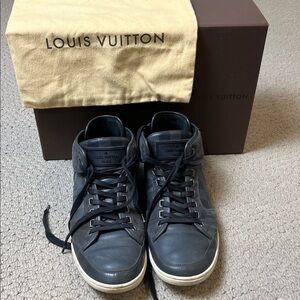 Louis Vuitton Men's Dark Gray Sneakers